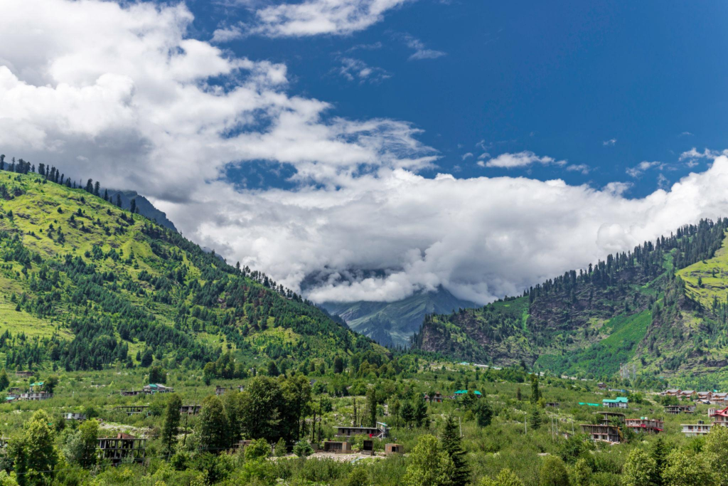 Manali best time to visit scenic mountain view in summer