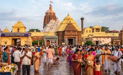 Pilgrimage to Puri 3 Days Package 2026 – Devotees visiting Jagannath Temple in Puri Odisha